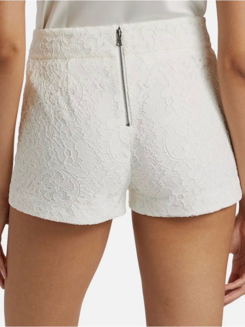 Alice + Olivia White Lace High-Waist Tailored Shorts - Picture 2 of 5